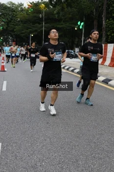 Runner Photo 4298371