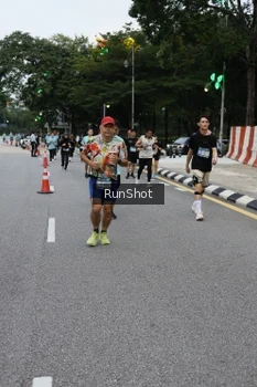 Runner Photo 4298373