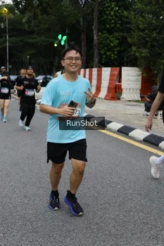 Runner Photo 4298393
