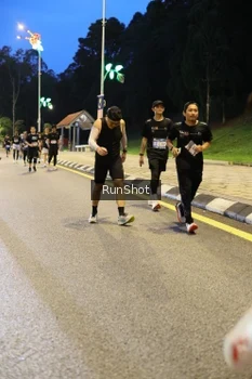 Runner Photo 4298400