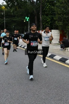 Runner Photo 4298403
