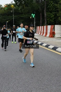 Runner Photo 4298406