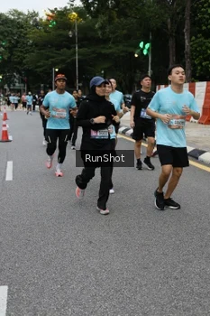 Runner Photo 4298421