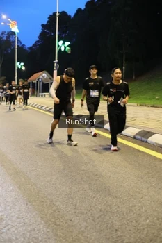 Runner Photo 4298424