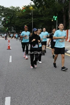 Runner Photo 4298429