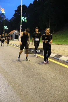 Runner Photo 4298433