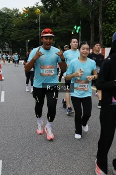 Runner Photo 4298440