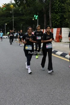 Runner Photo 4298449
