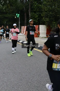 Runner Photo 4298453