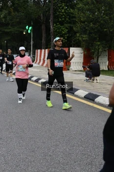 Runner Photo 4298454