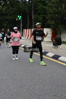 Runner Photo 4298458
