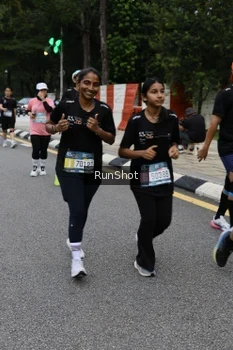 Runner Photo 4298459
