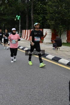 Runner Photo 4298460