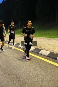 Runner Photo 4298476