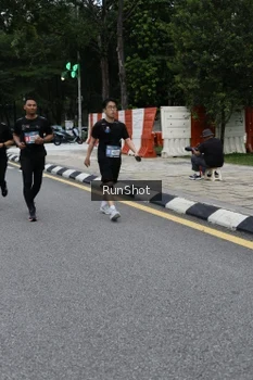 Runner Photo 4298478
