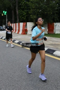 Runner Photo 4298479