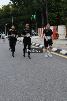 Runner Photo 4298484