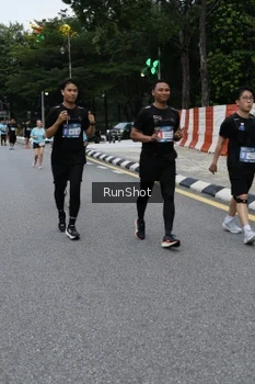Runner Photo 4298493