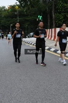 Runner Photo 4298500