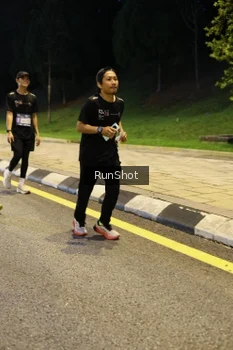 Runner Photo 4298510
