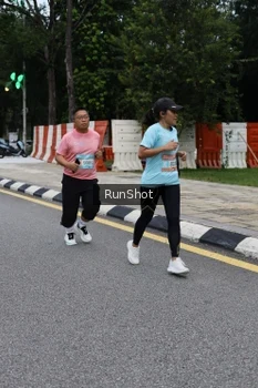 Runner Photo 4298511