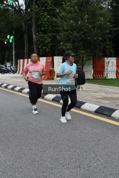 Runner Photo 4298515