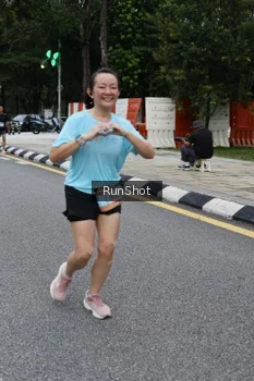 Runner Photo 4298521