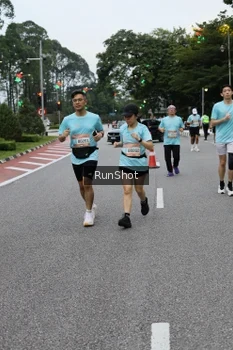 Runner Photo 4298530