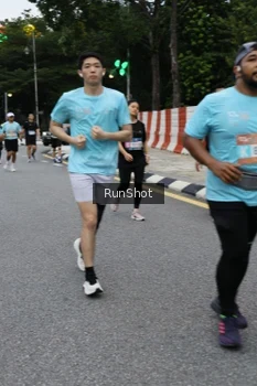 Runner Photo 4298537