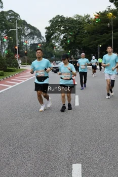 Runner Photo 4298539