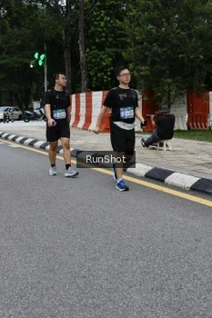 Runner Photo 4298566