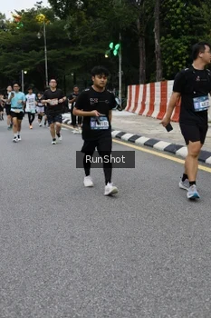 Runner Photo 4298570