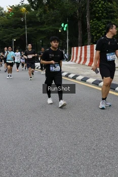 Runner Photo 4298571