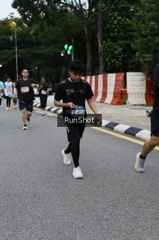Runner Photo 4298572