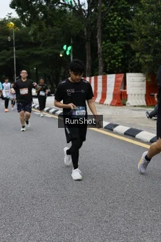 Runner Photo 4298574