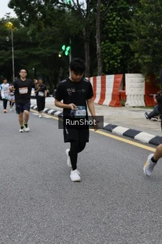 Runner Photo 4298576