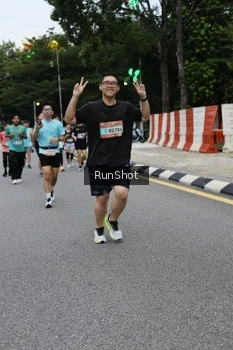 Runner Photo 4298582