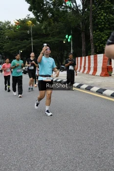 Runner Photo 4298590