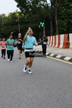 Runner Photo 4298592