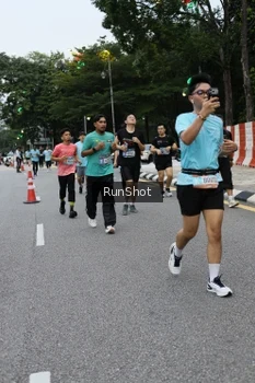 Runner Photo 4298595