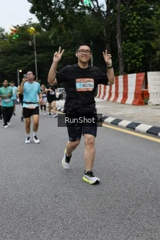 Runner Photo 4298597