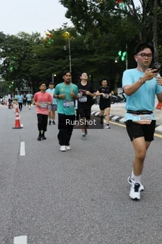 Runner Photo 4298599