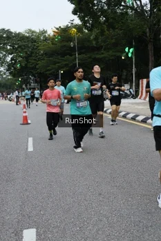 Runner Photo 4298601