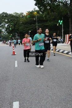 Runner Photo 4298604