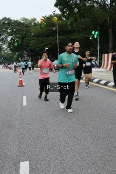 Runner Photo 4298606