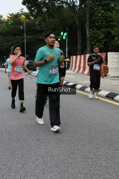Runner Photo 4298610