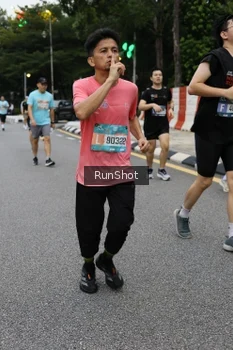 Runner Photo 4298632