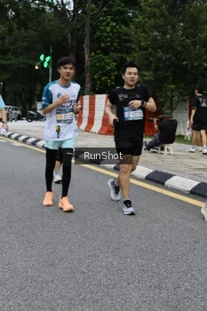 Runner Photo 4298633