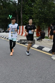 Runner Photo 4298634