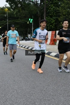 Runner Photo 4298638